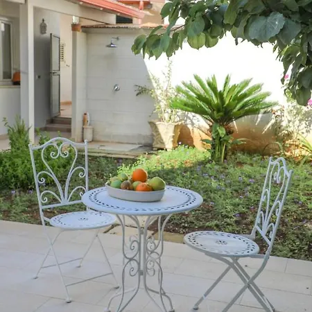 Casa Versomare بيت للعطل *